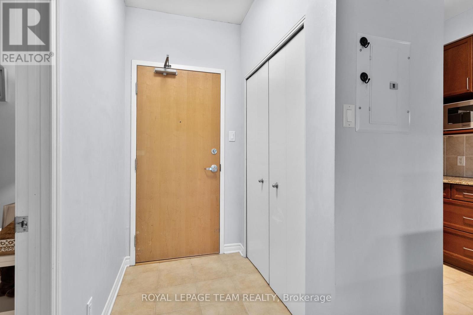 217 - 205 Bolton Street