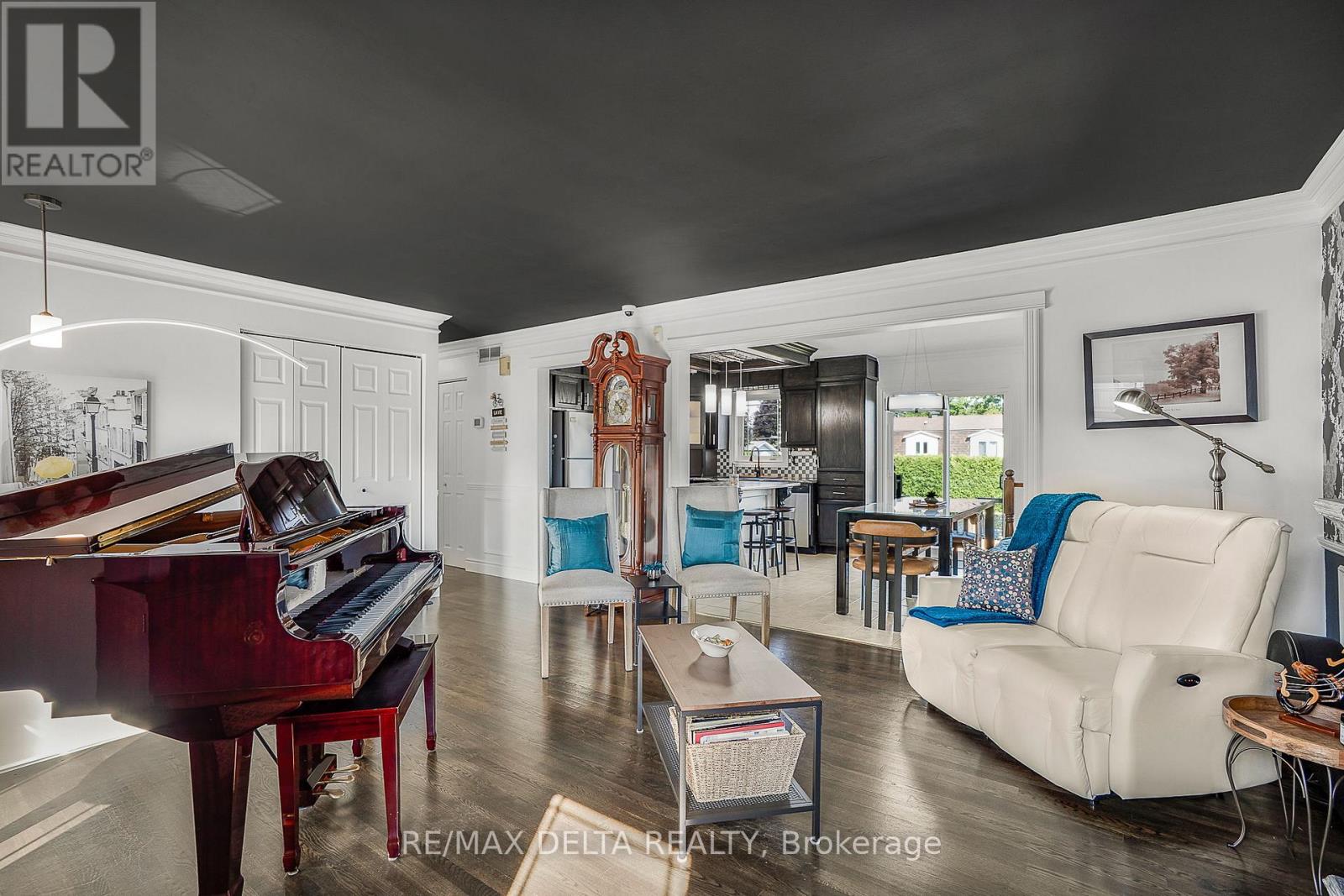 381 Dalrymple Drive