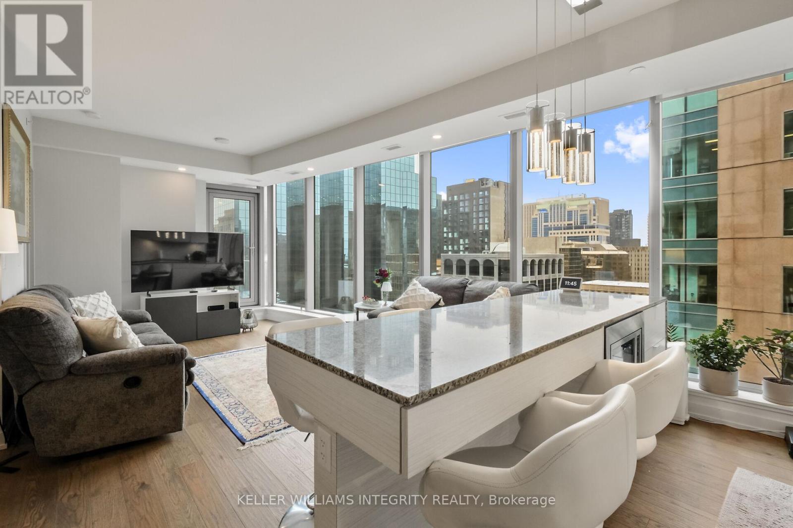 1209 - 101 Queen Street