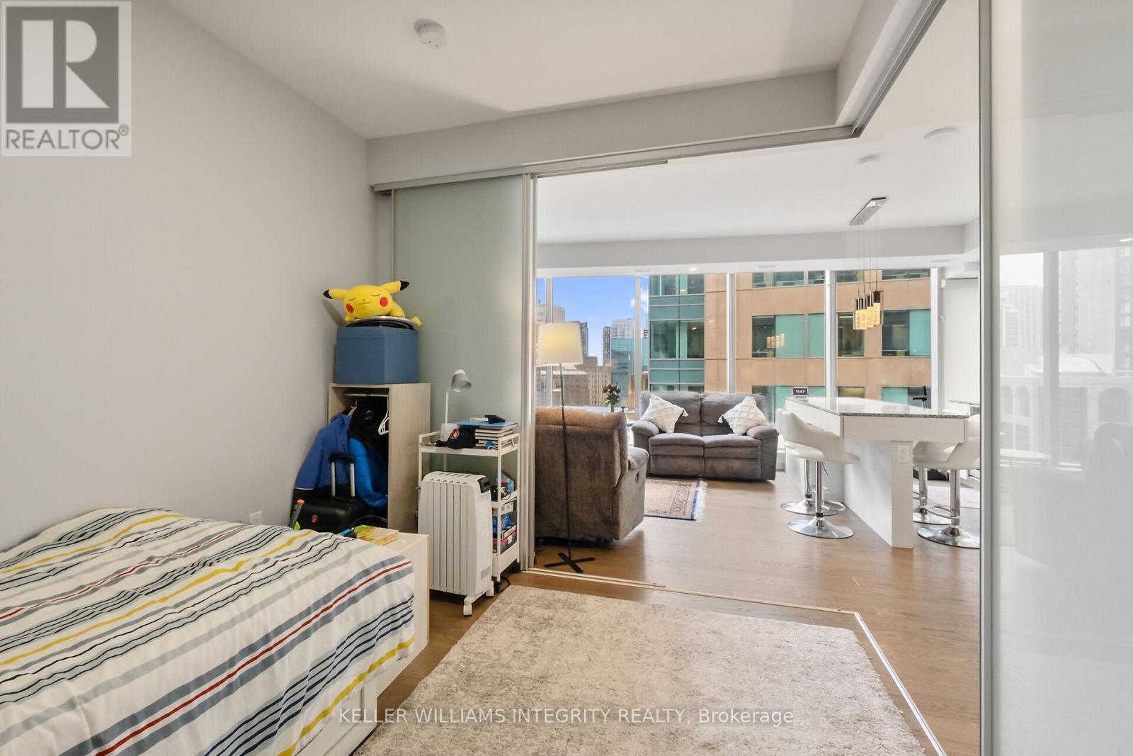 1209 - 101 Queen Street