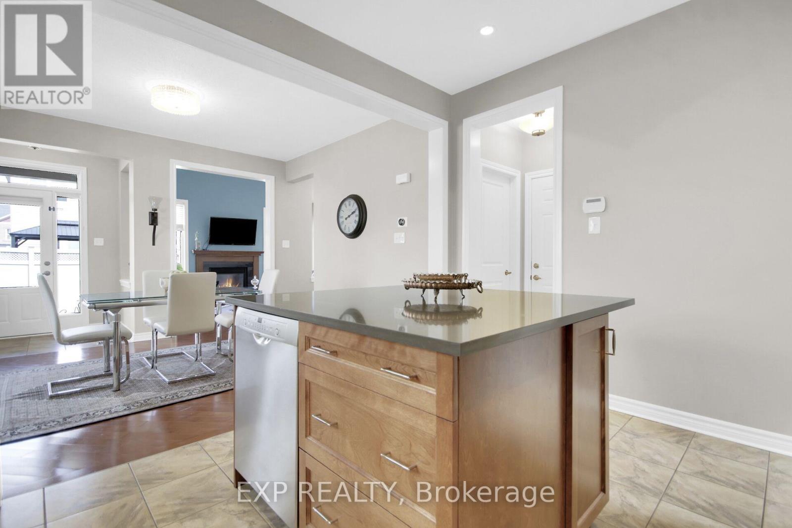 2629 Watermusic Bay Crescent