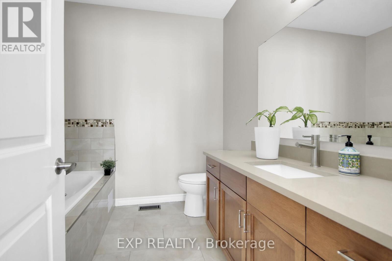 2629 Watermusic Bay Crescent