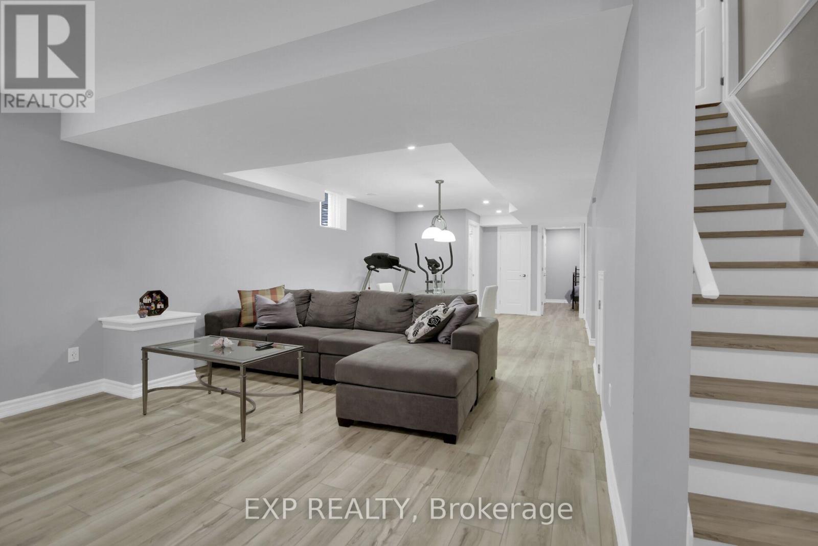 2629 Watermusic Bay Crescent