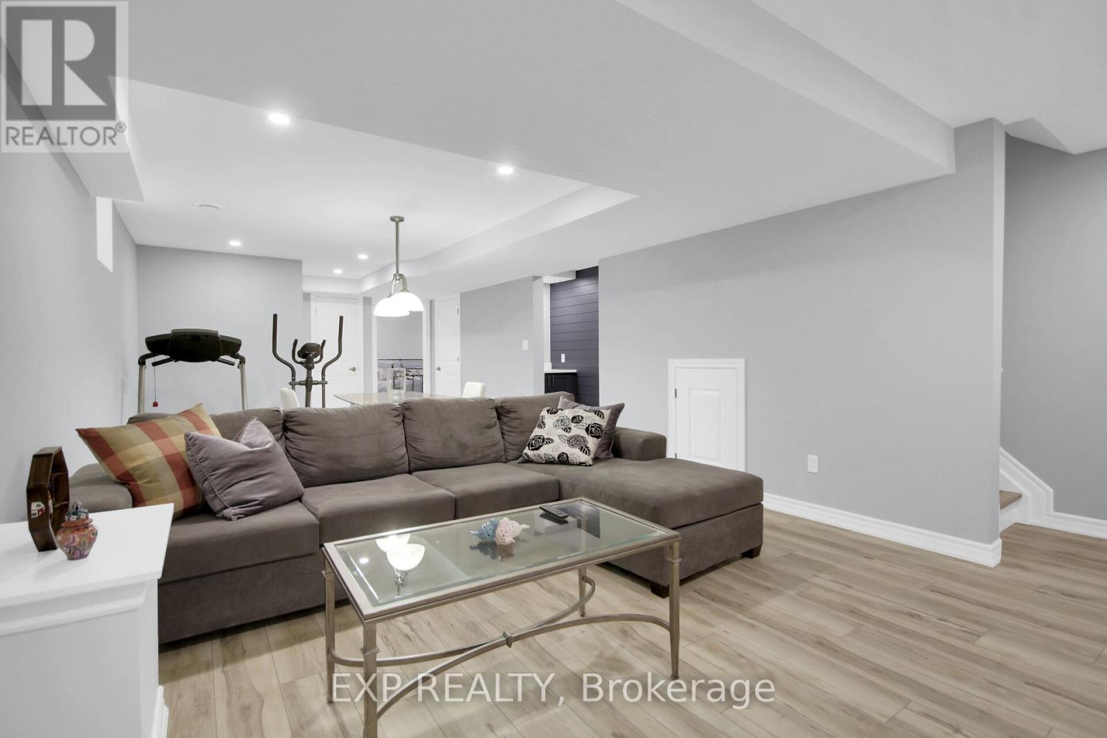 2629 Watermusic Bay Crescent