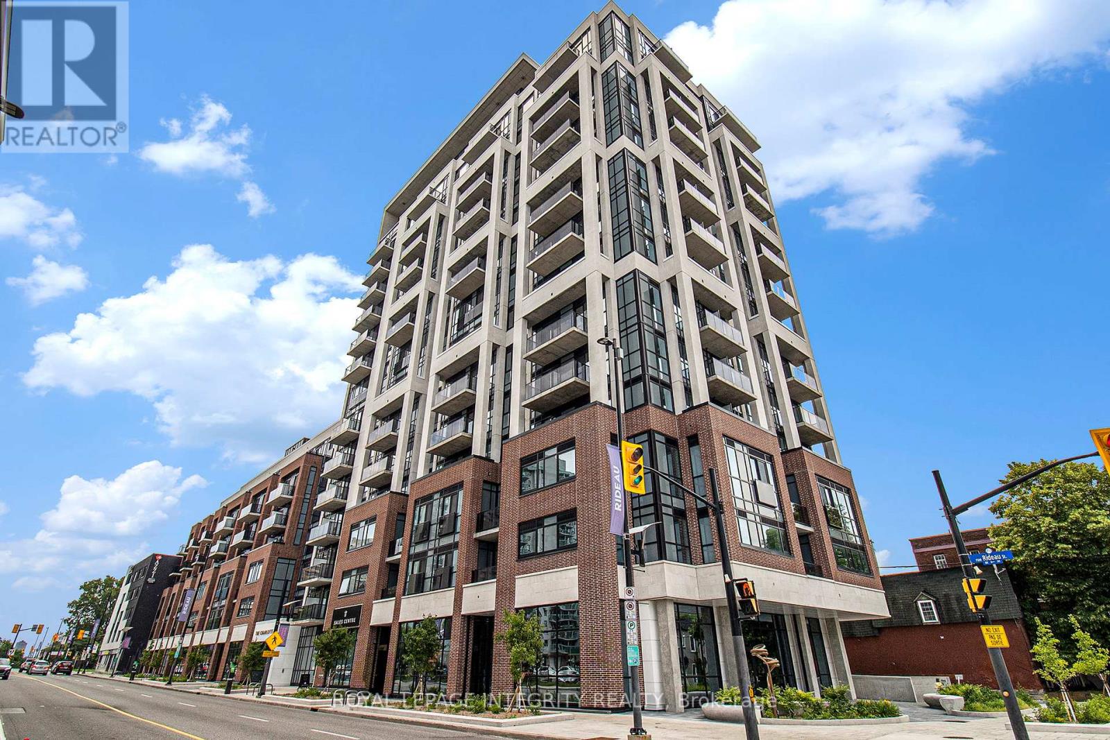 716 - 560 Rideau Street