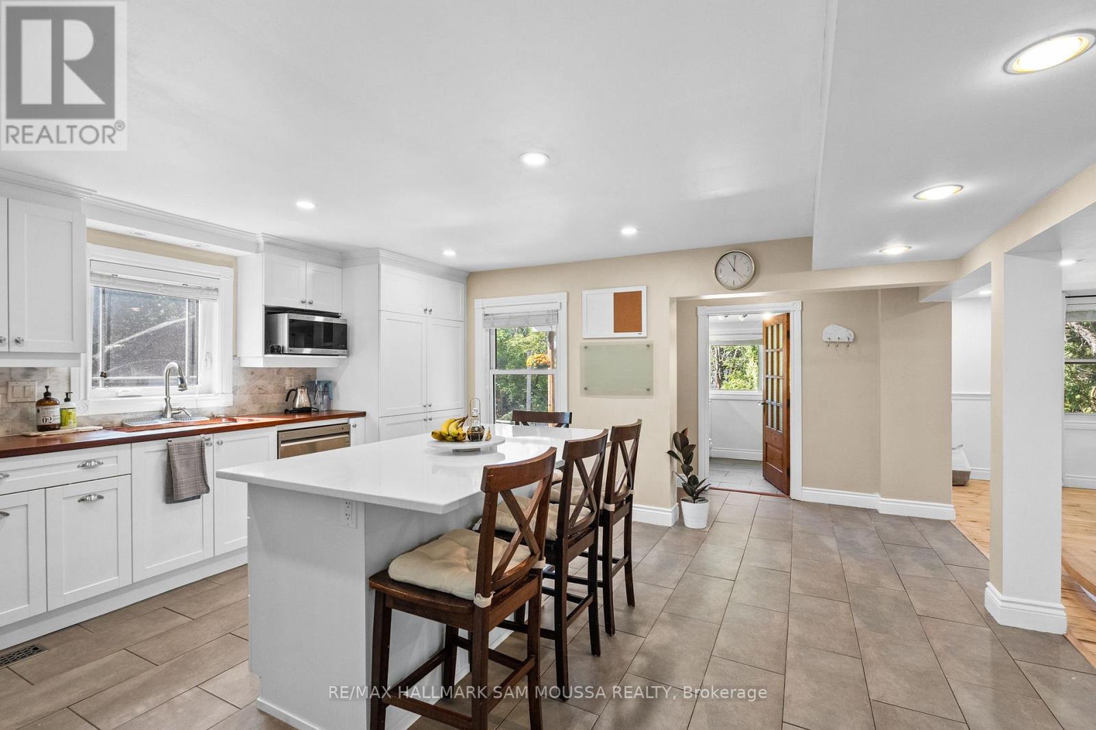4968 Thunder Road