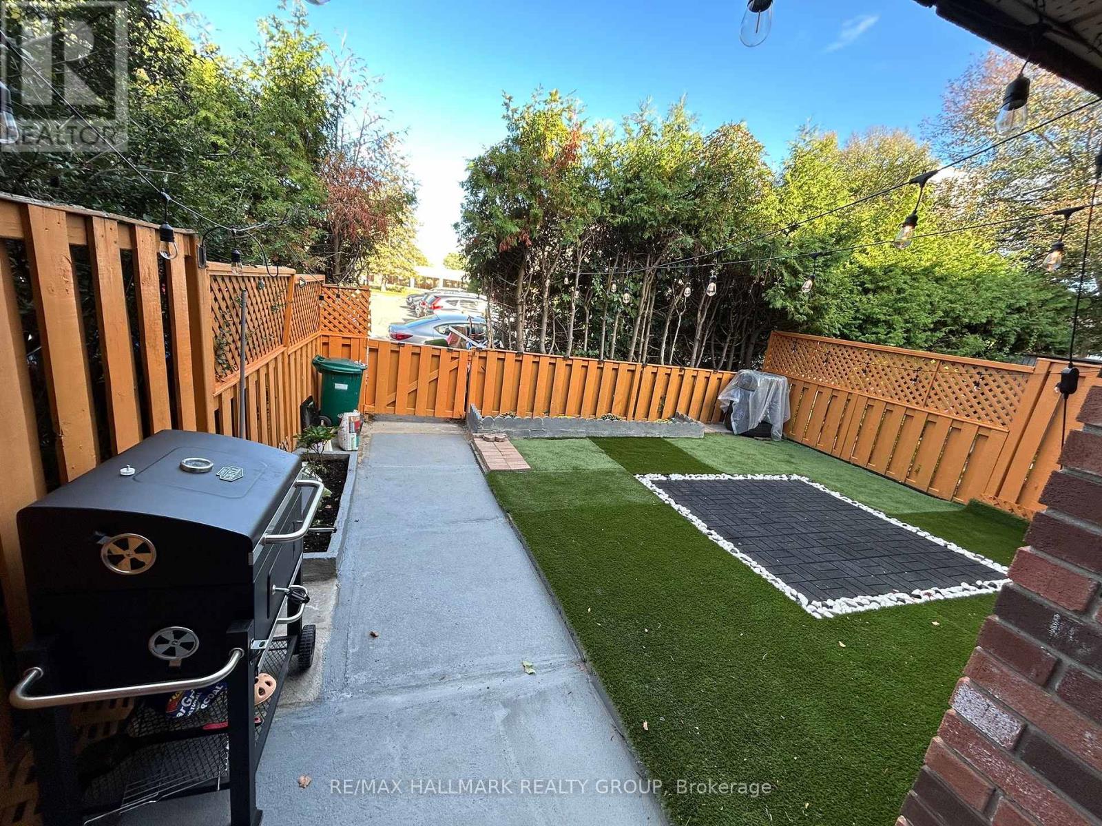 120 Royalton Private