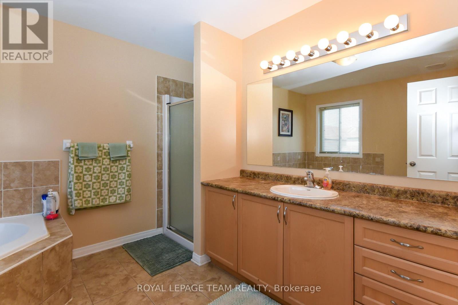 3101 Strandherd Drive, Suite 4
