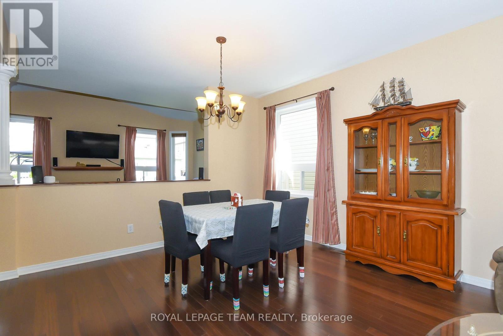 3101 Strandherd Drive, Suite 4