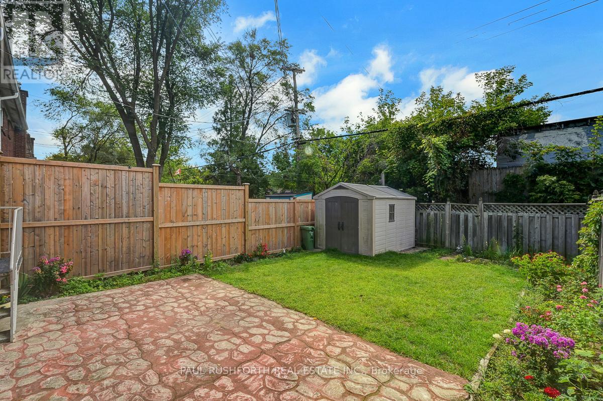 838 Borthwick Avenue