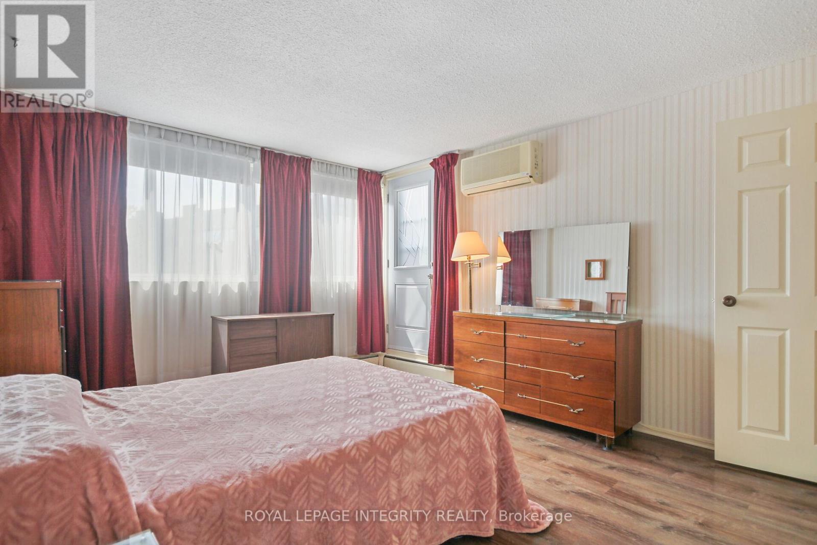 114 - 2650 Southvale Crescent