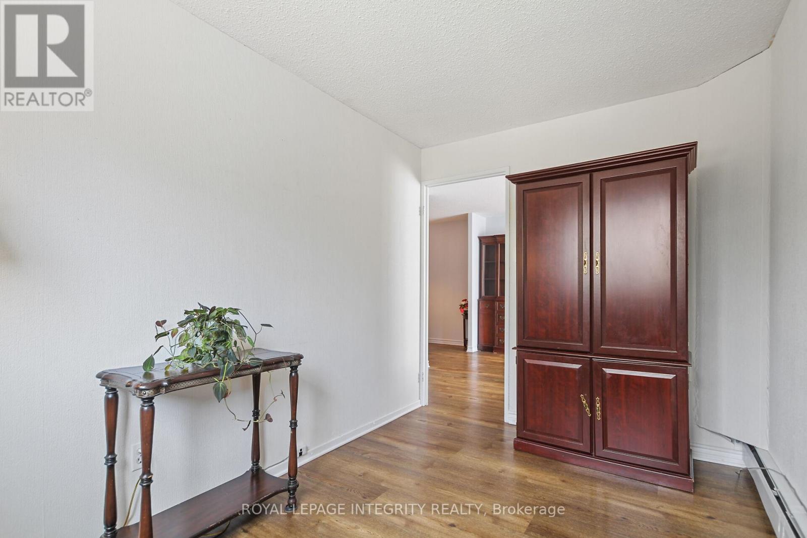 114 - 2650 Southvale Crescent