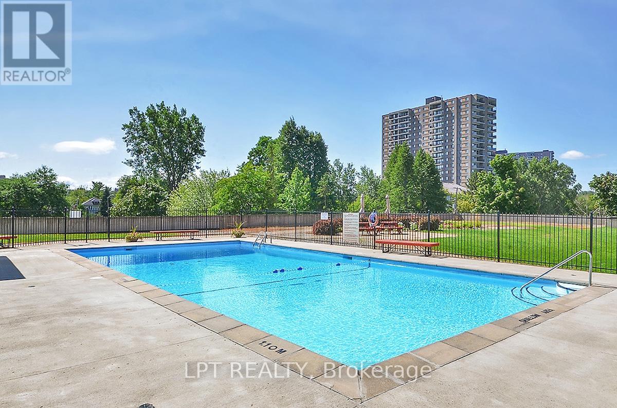 807 - 1100 Ambleside Drive