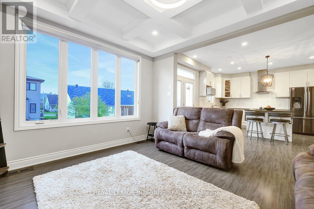 547 Parade Drive