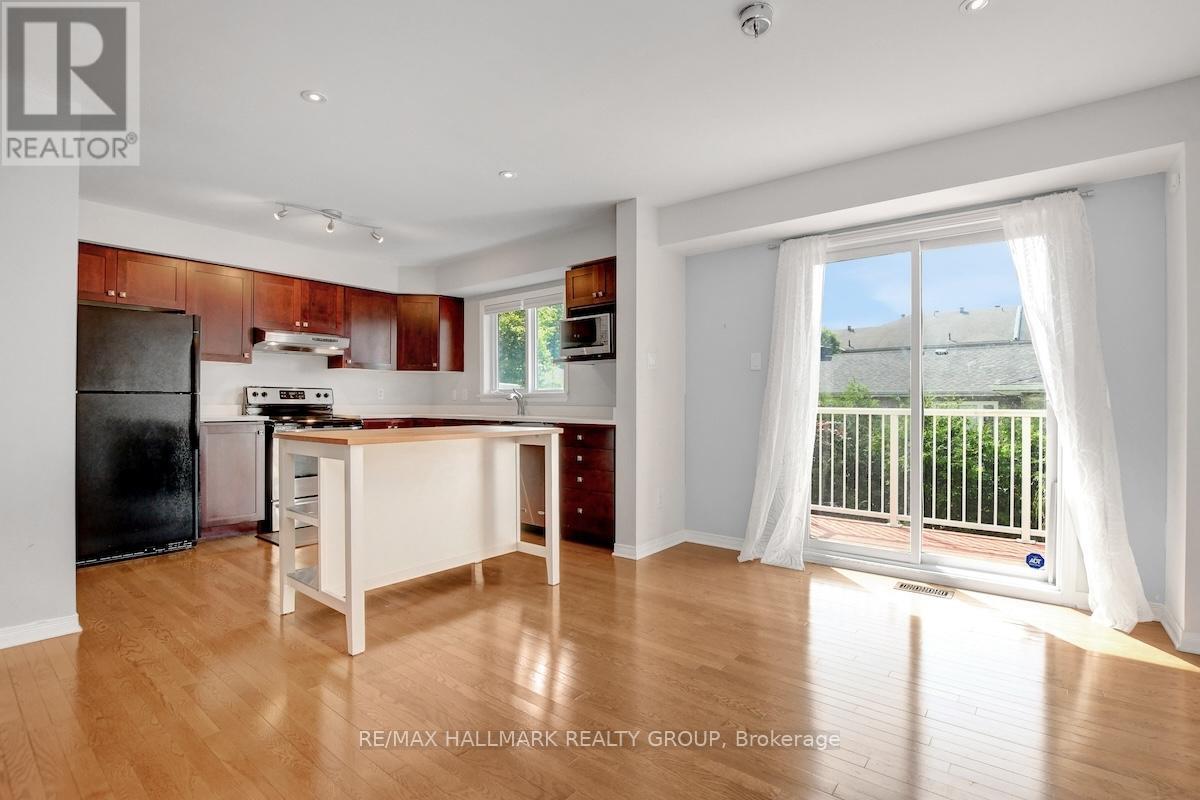 553 Burleigh Private