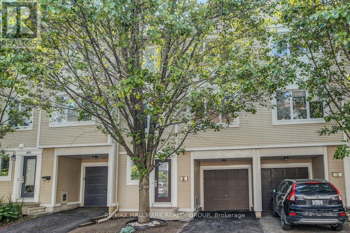 553 Burleigh Private