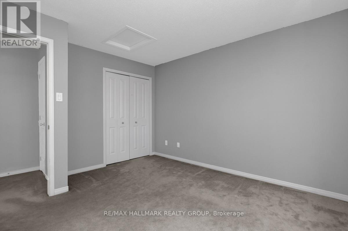 553 Burleigh Private