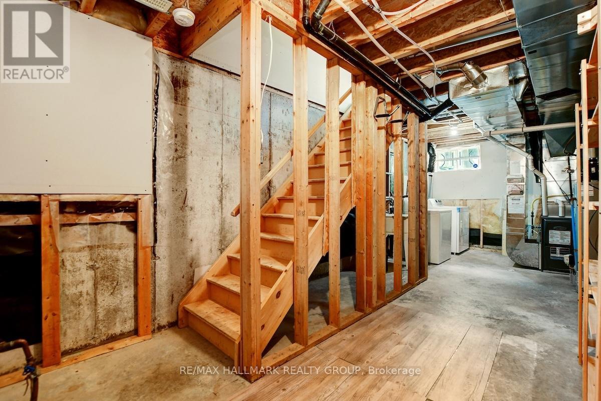 553 Burleigh Private