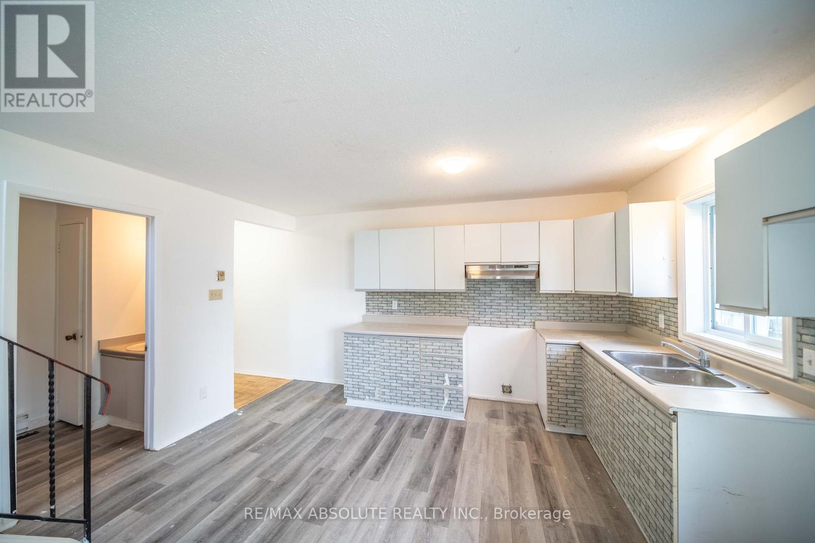 294 Therese Avenue