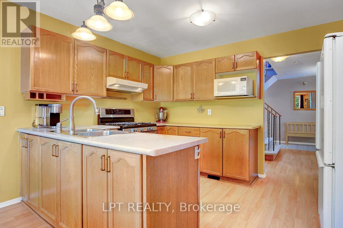 611 Tourelle Drive