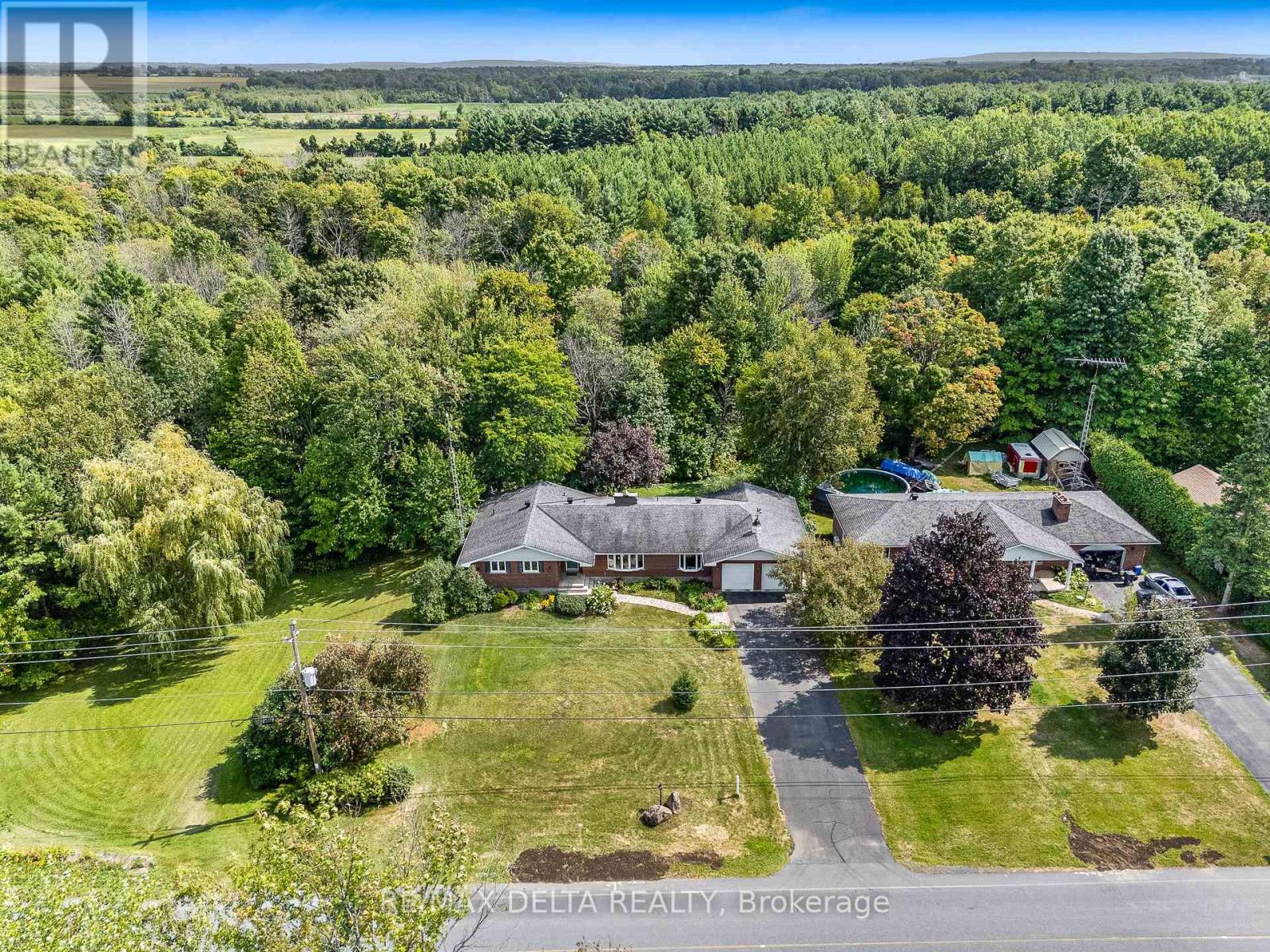 1115 Golf Club Road N