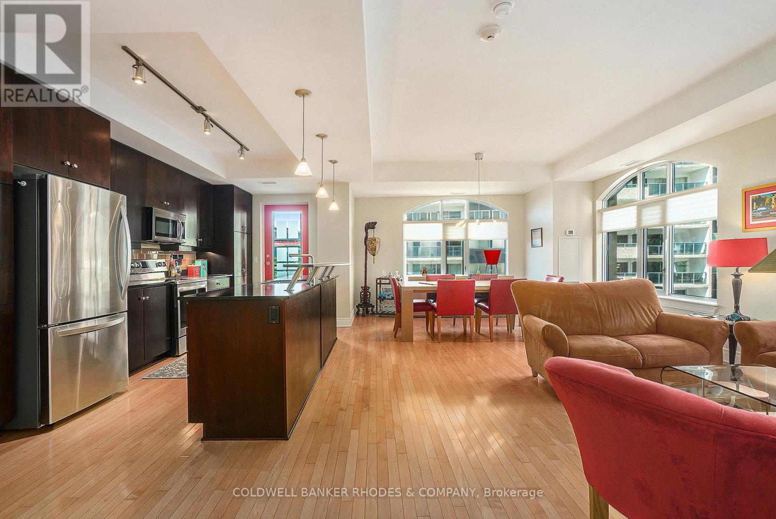 401 - 95 Bronson Avenue