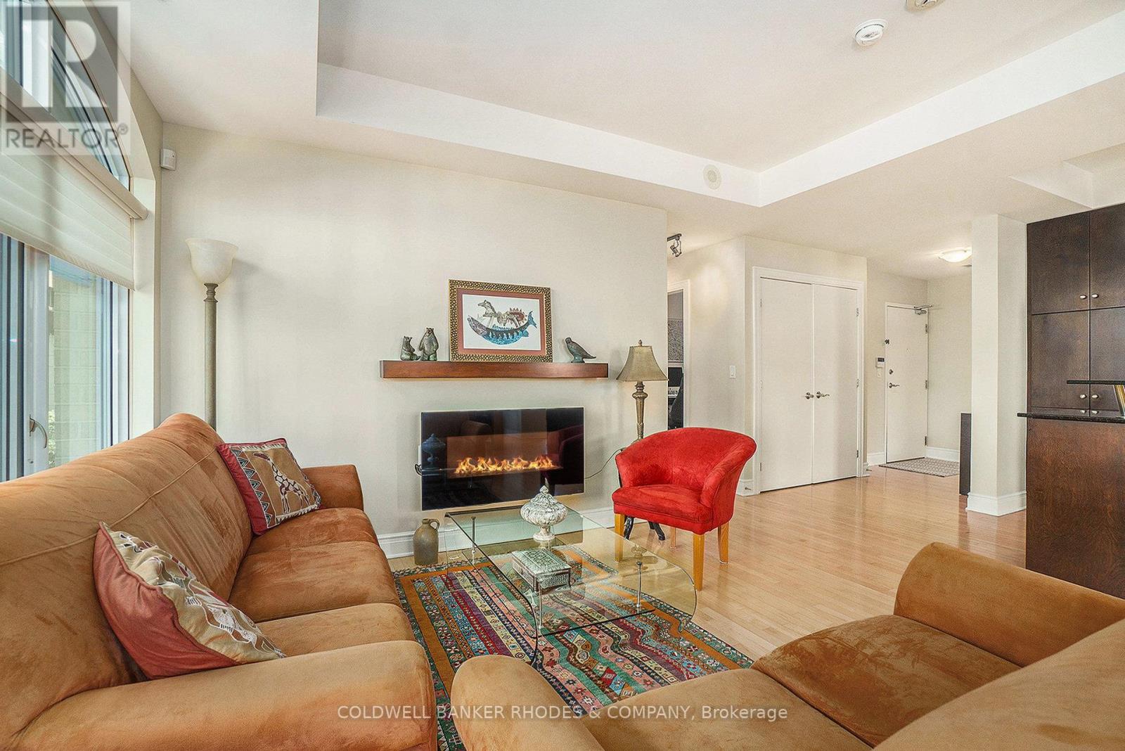 401 - 95 Bronson Avenue