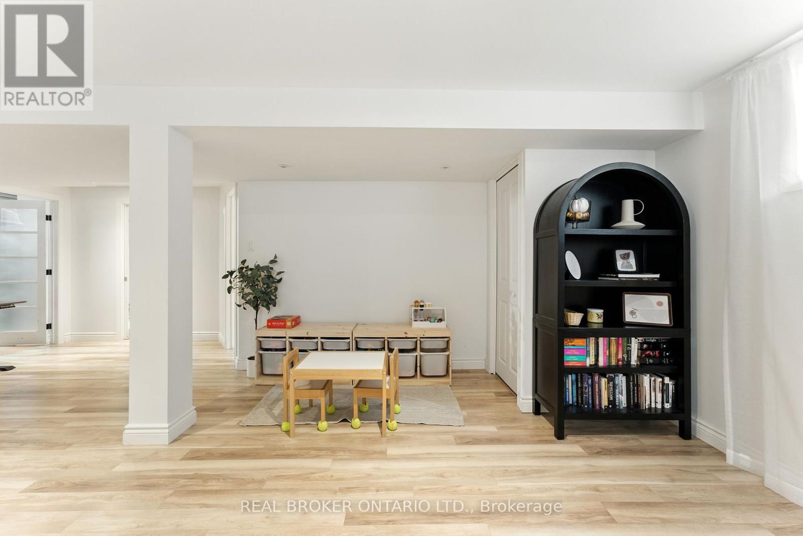133 Raina Way