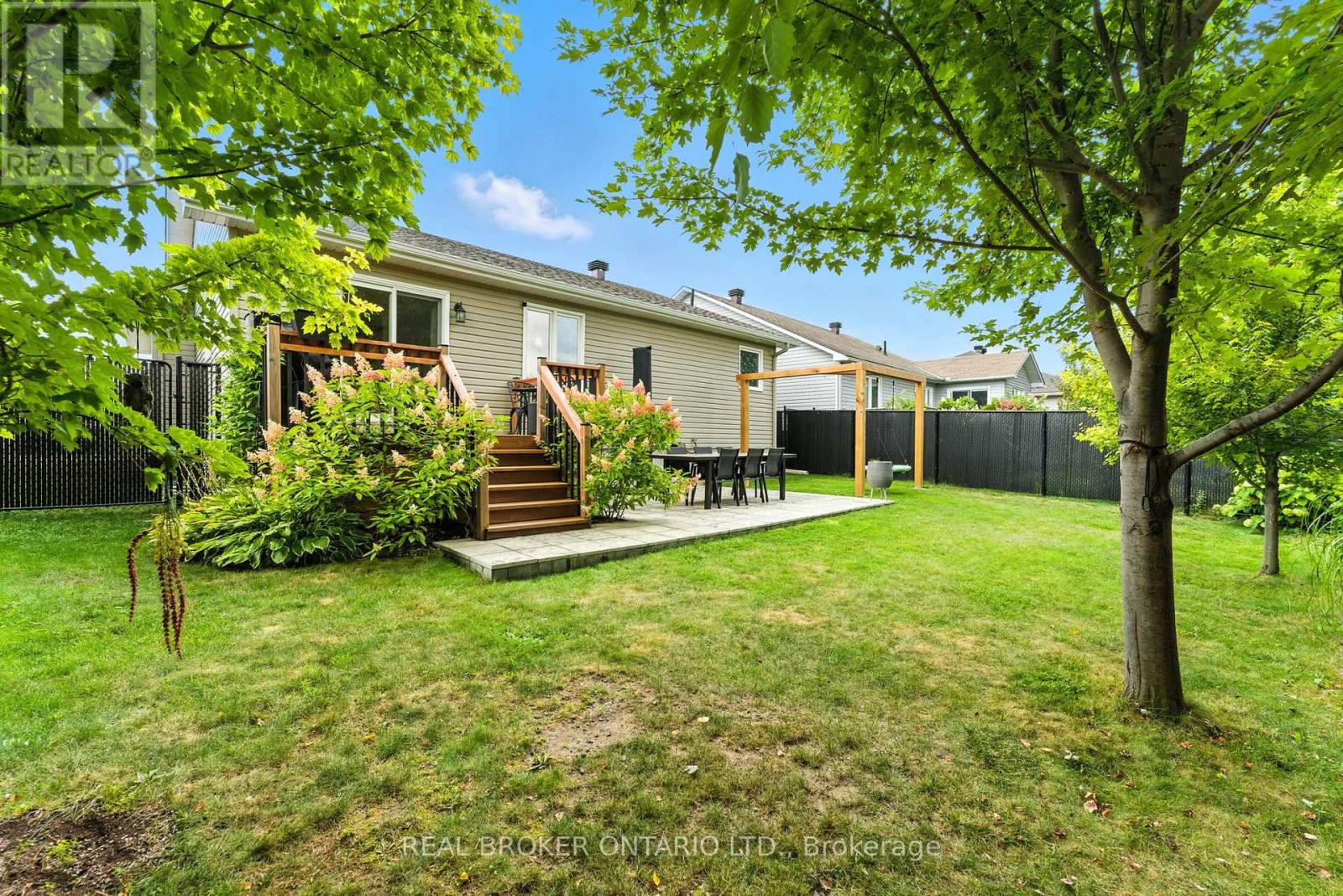 133 Raina Way