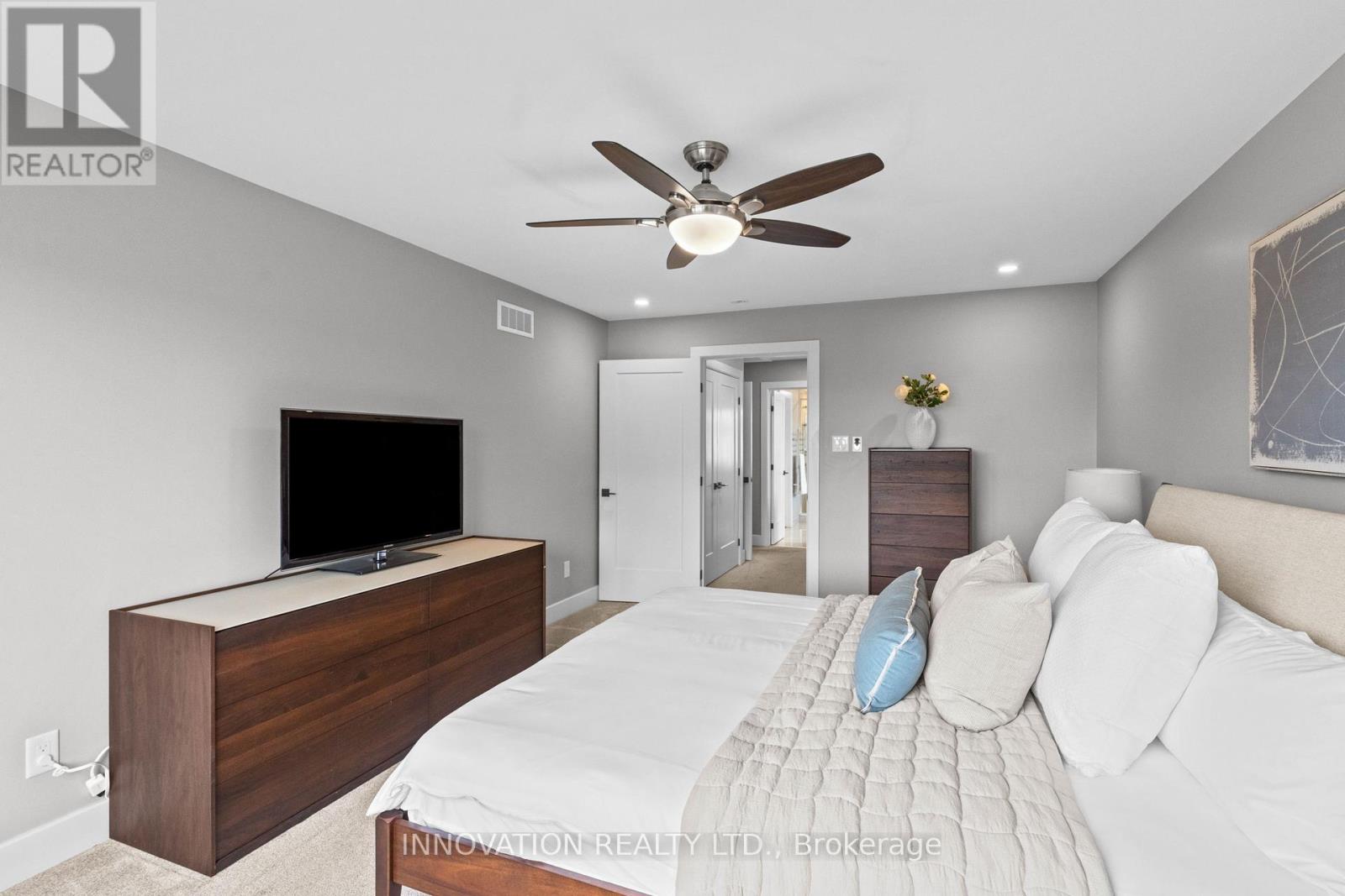 65 Bald Eagle Crescent