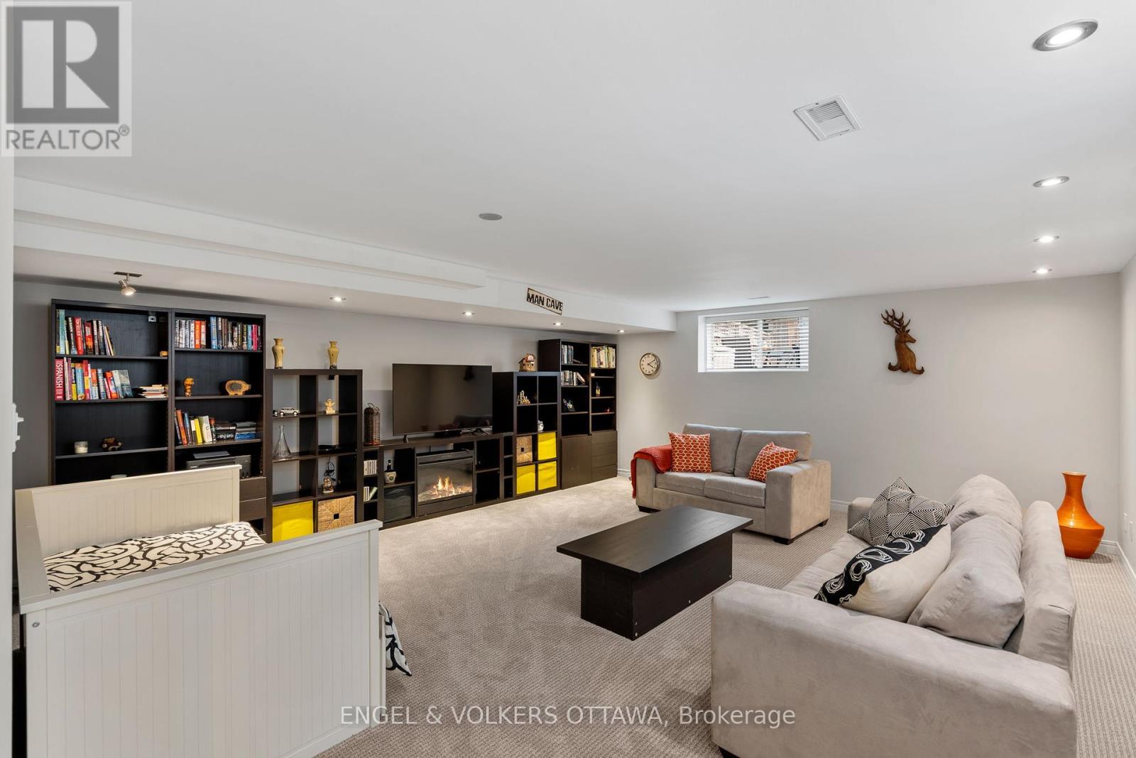 110 Encore Private