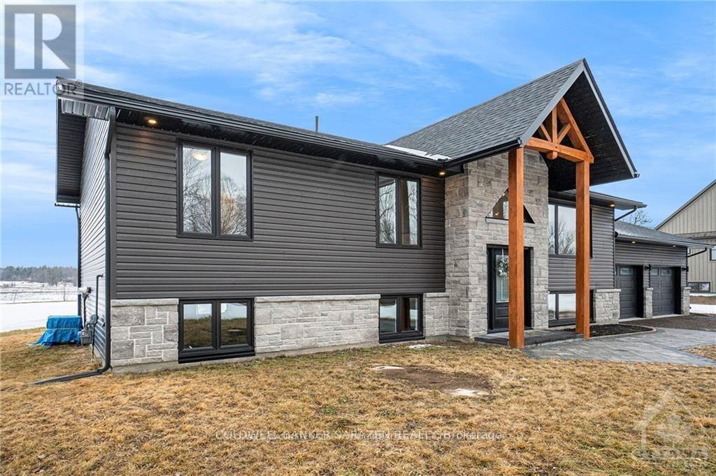 902 Munro Drive