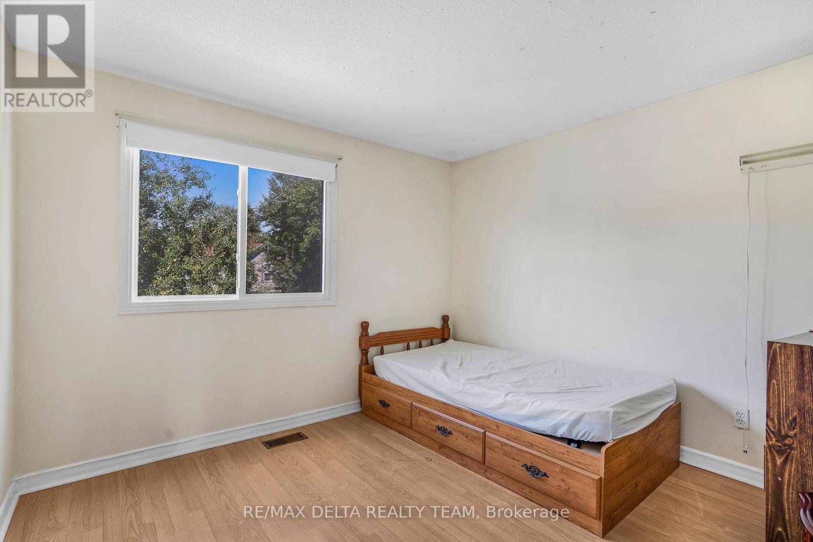 6321 Fortune Drive