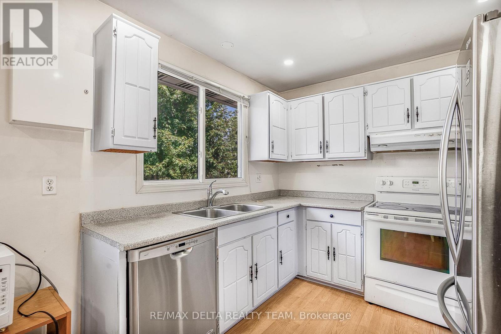 6321 Fortune Drive