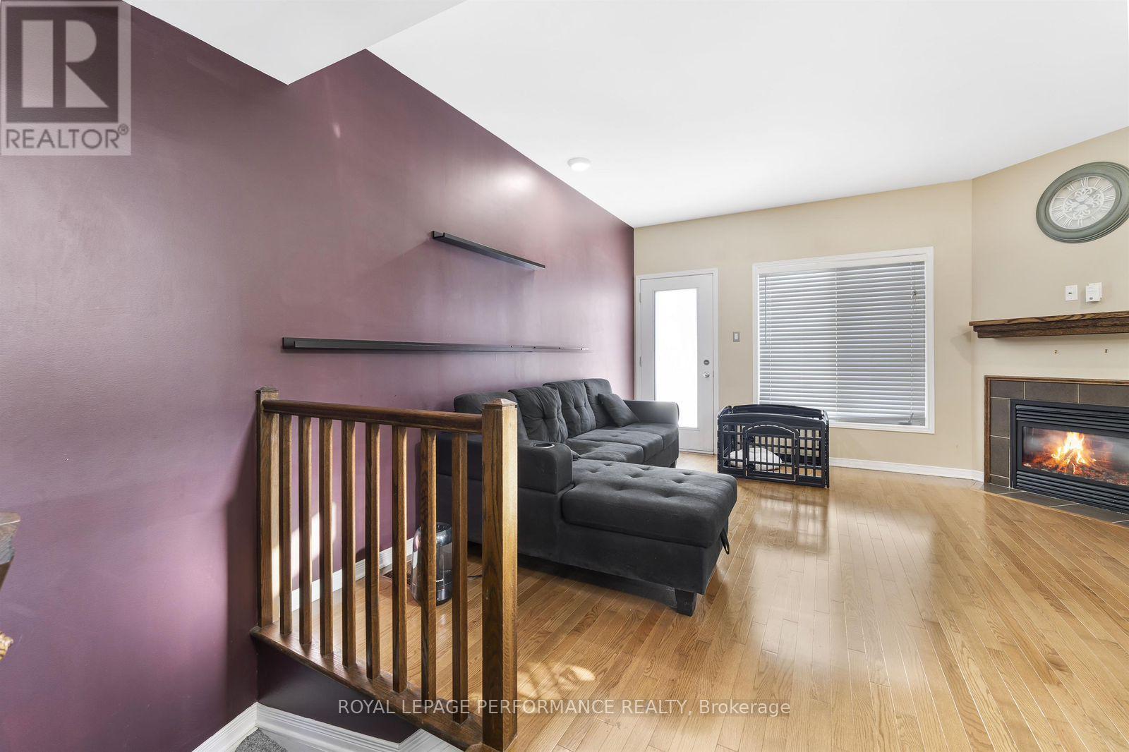 961 Cummings Avenue