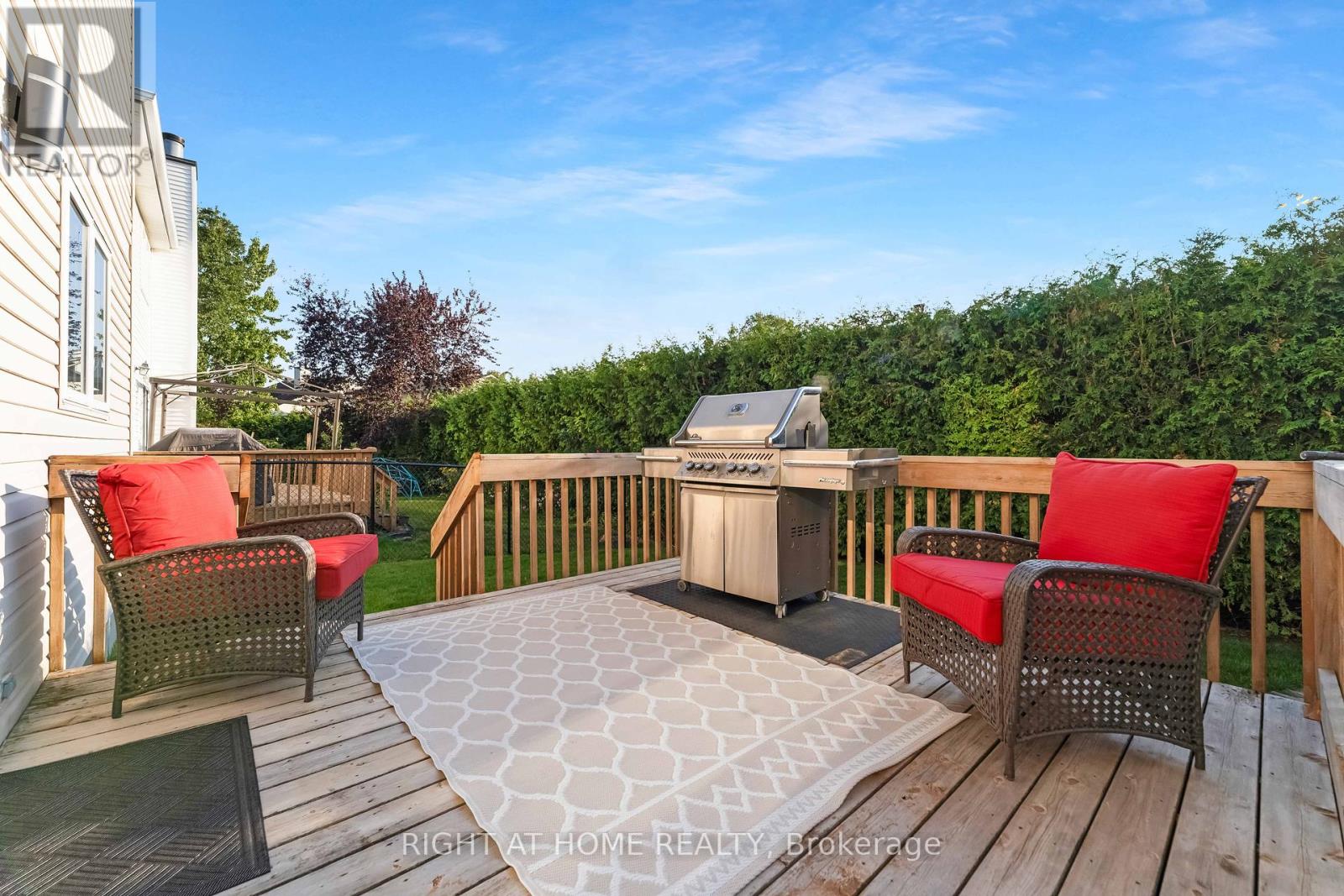 6196 Ravine Way