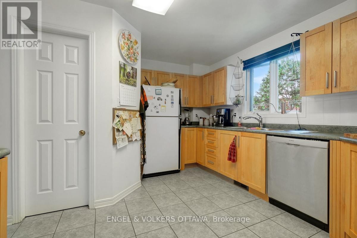 6 Stockport Private