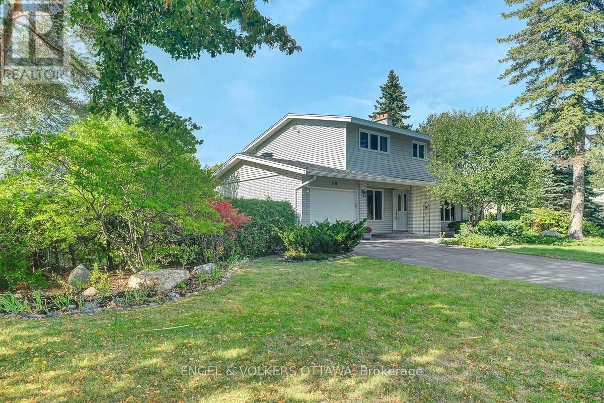 29 Qualicum Street