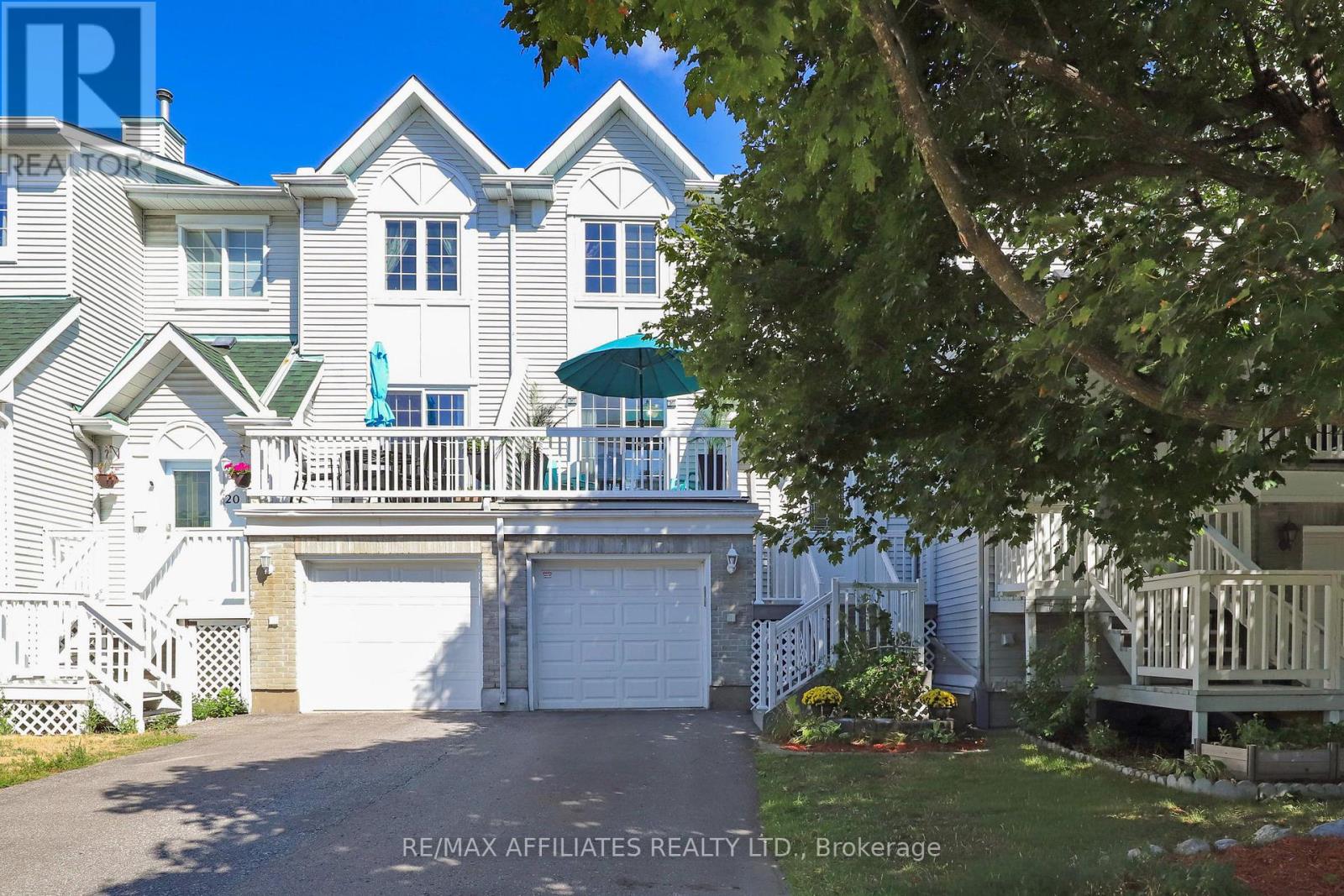 22 Castlegreen Private