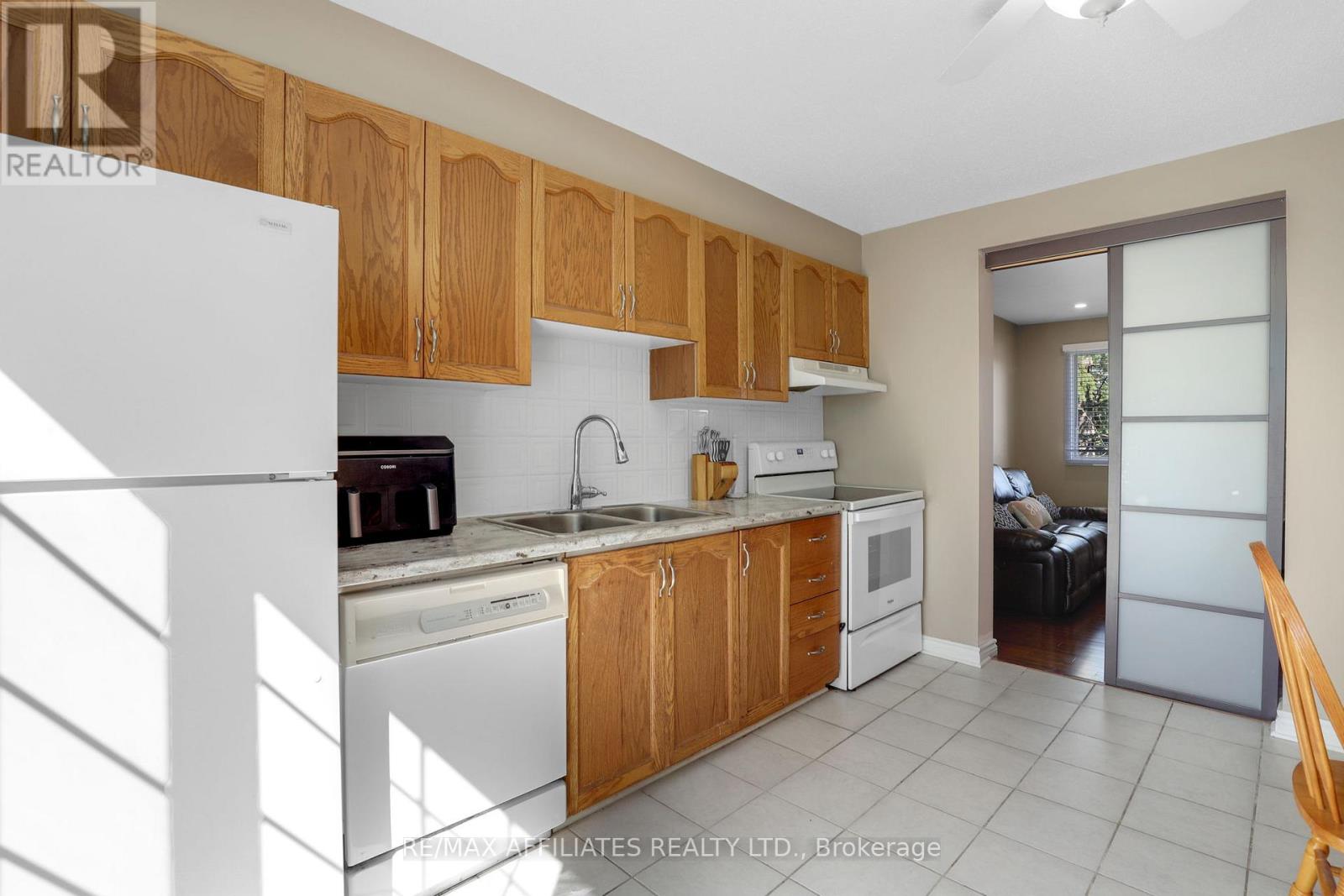 22 Castlegreen Private
