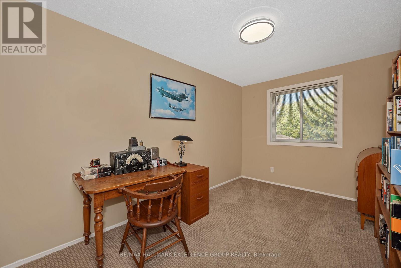102f Valley Stream Drive