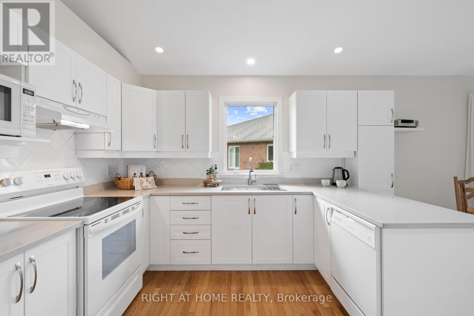 58 Amberlakes Drive