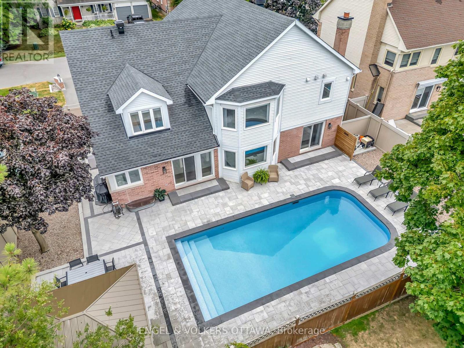 14 Belton Avenue