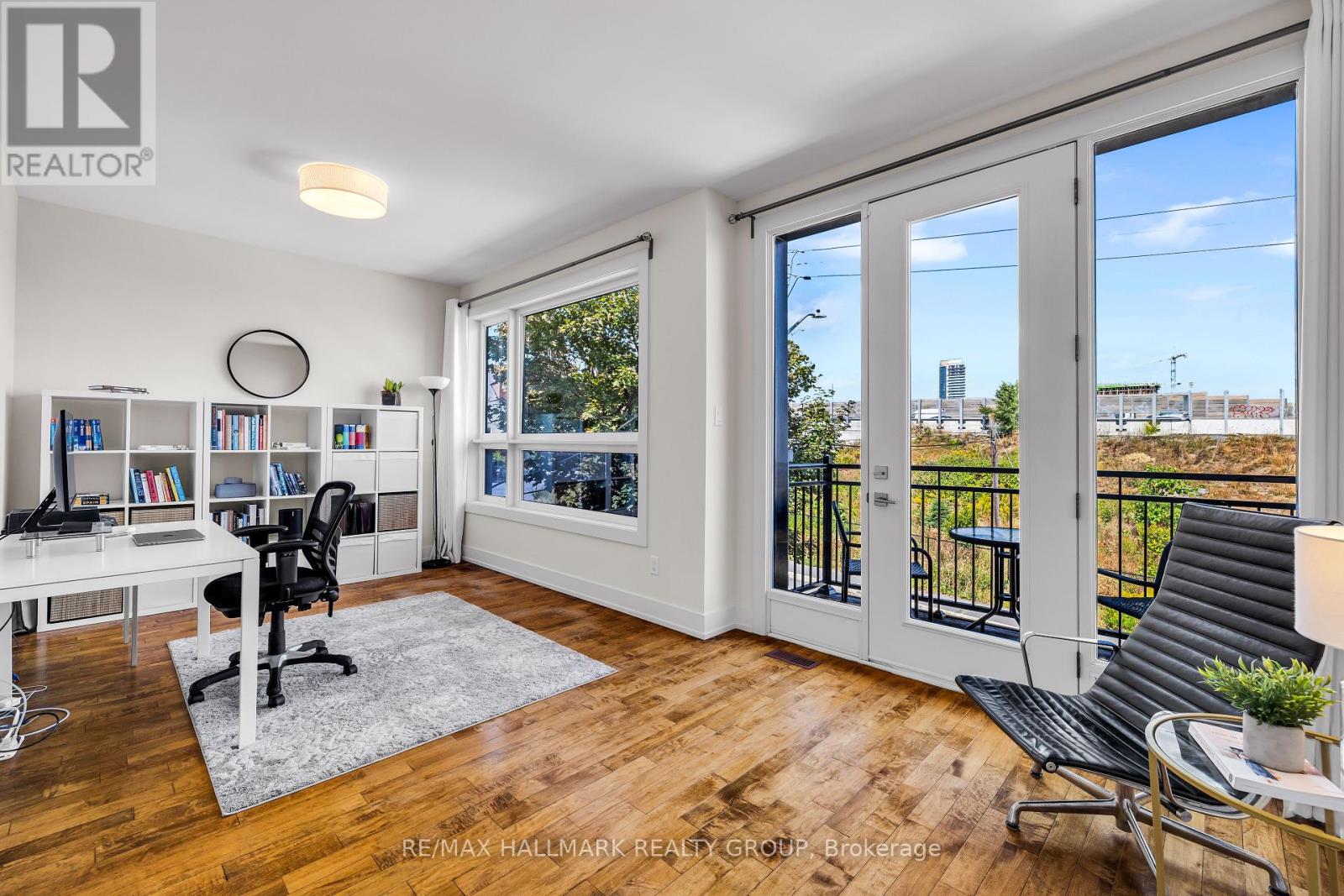 42b Young Street