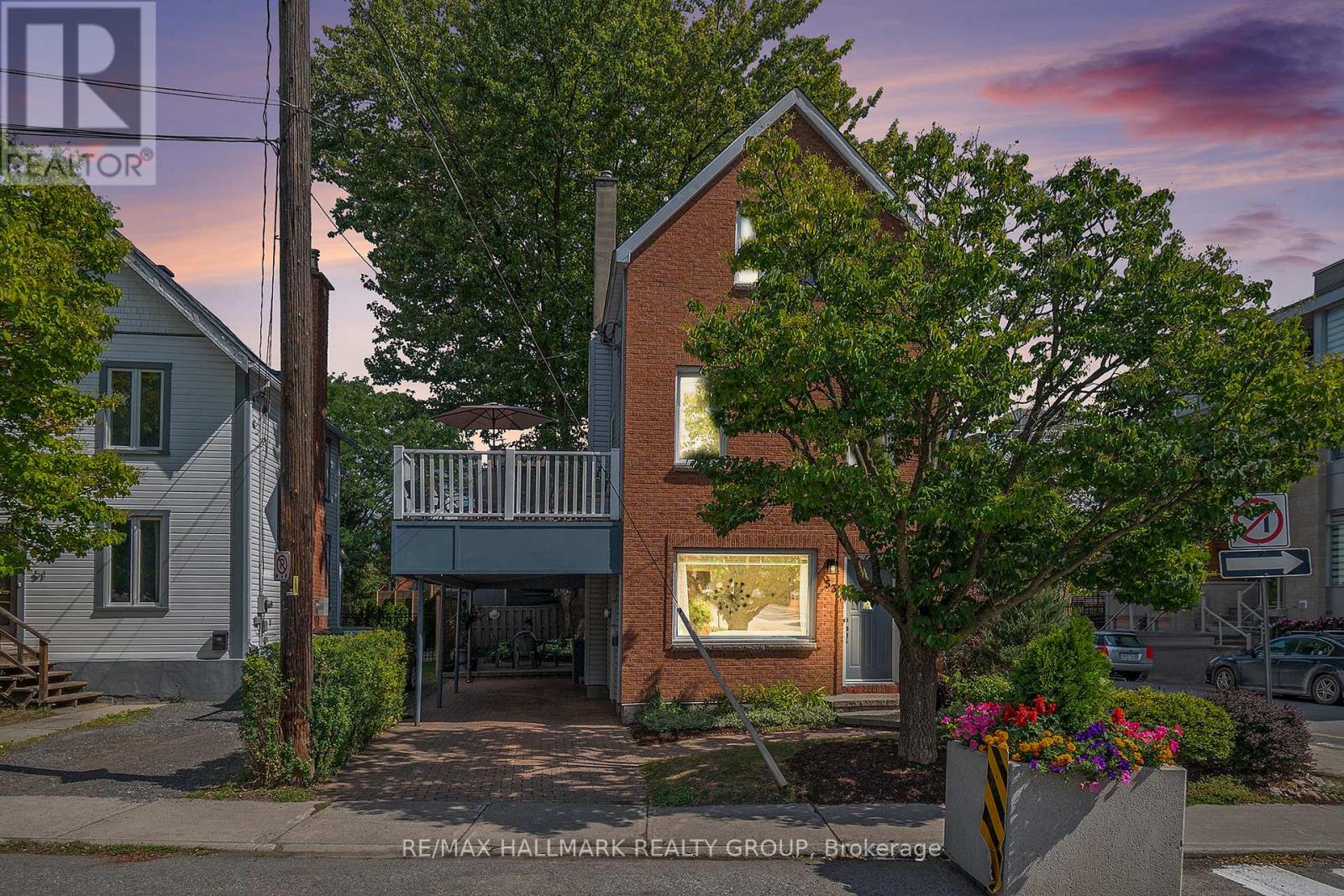 53 Adelaide Street