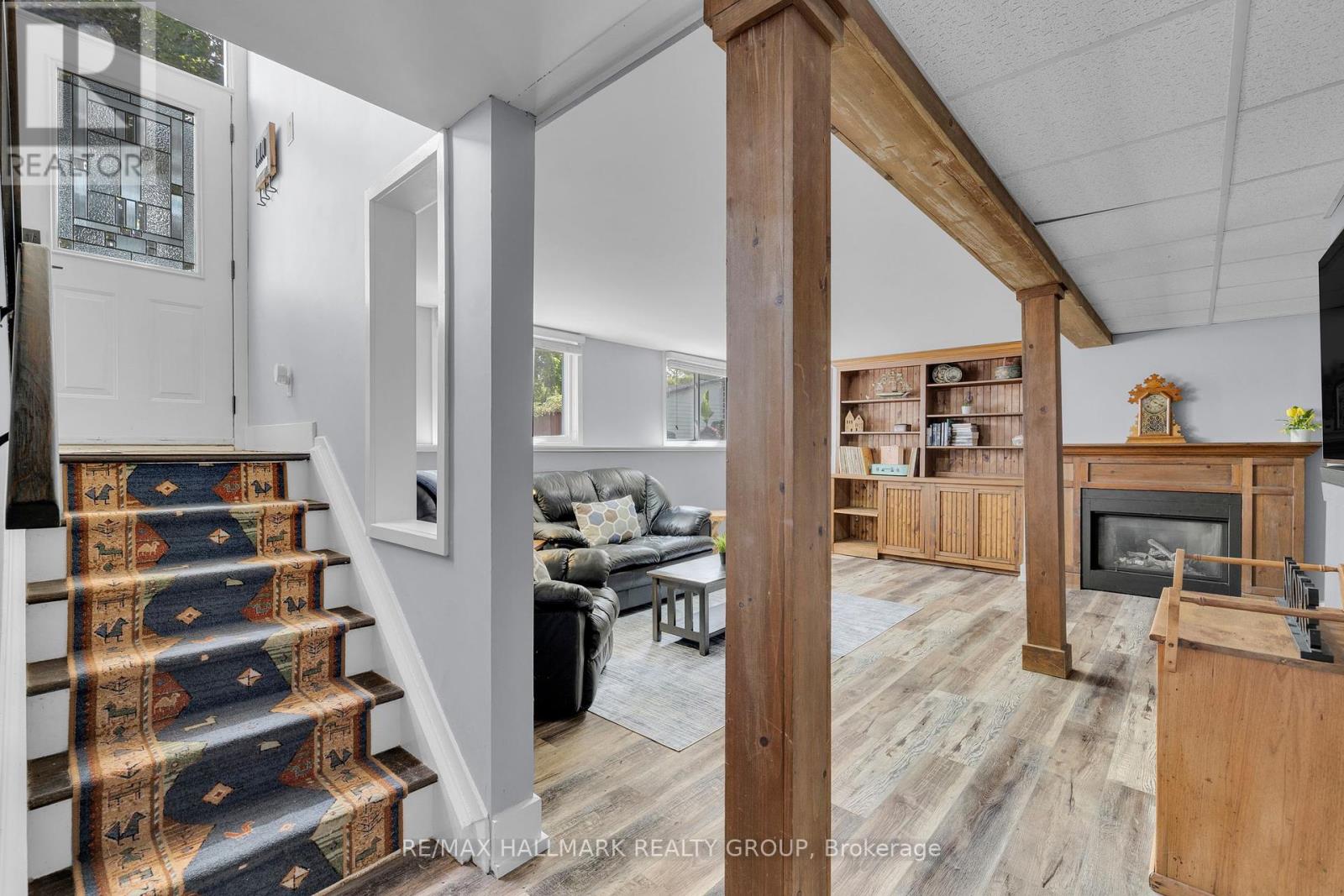 2 Armstrong Place