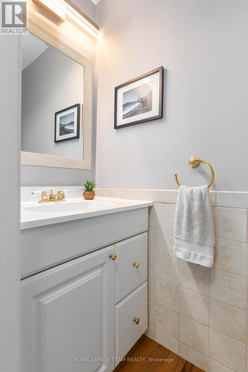 119 Huntsman Crescent