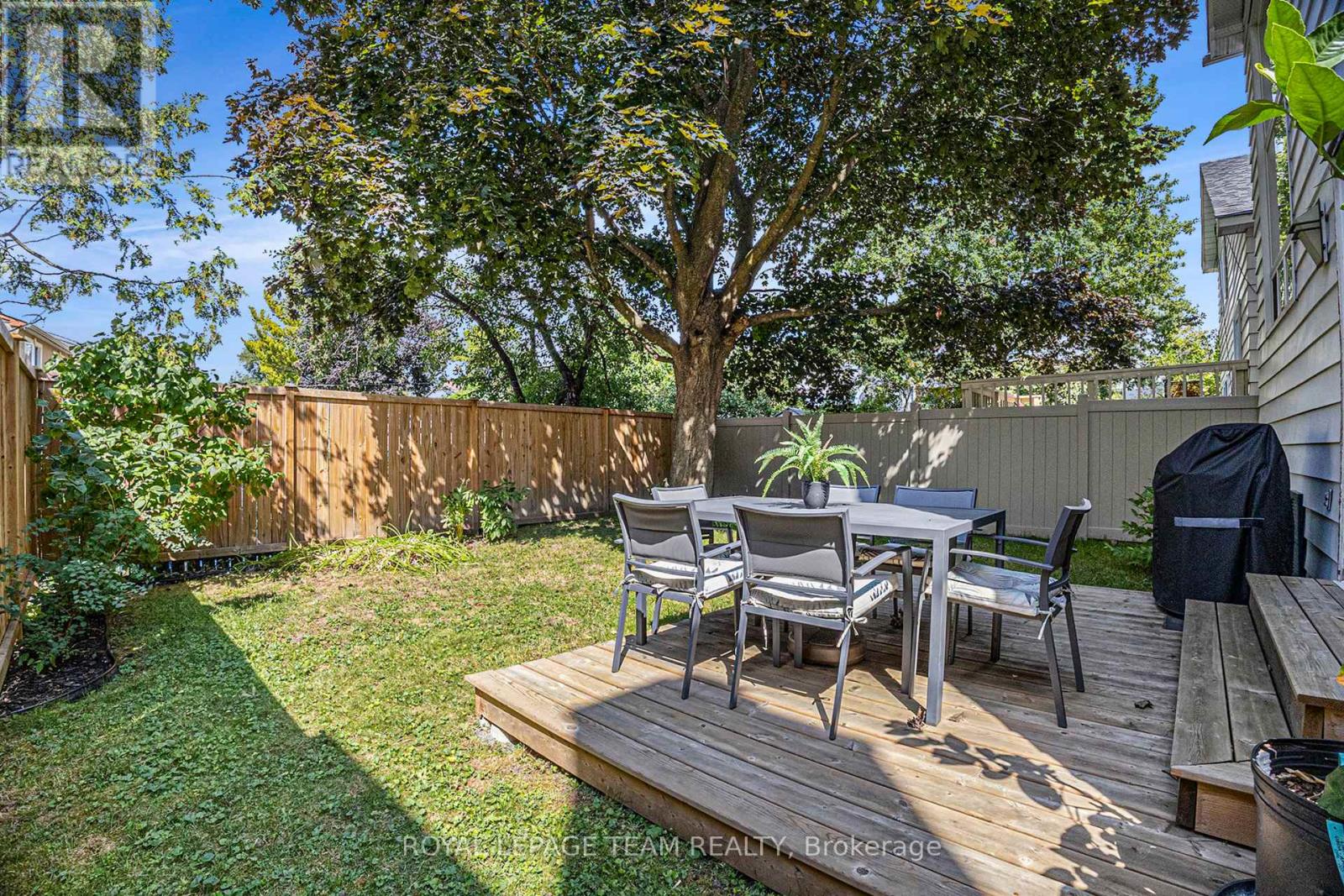 119 Huntsman Crescent
