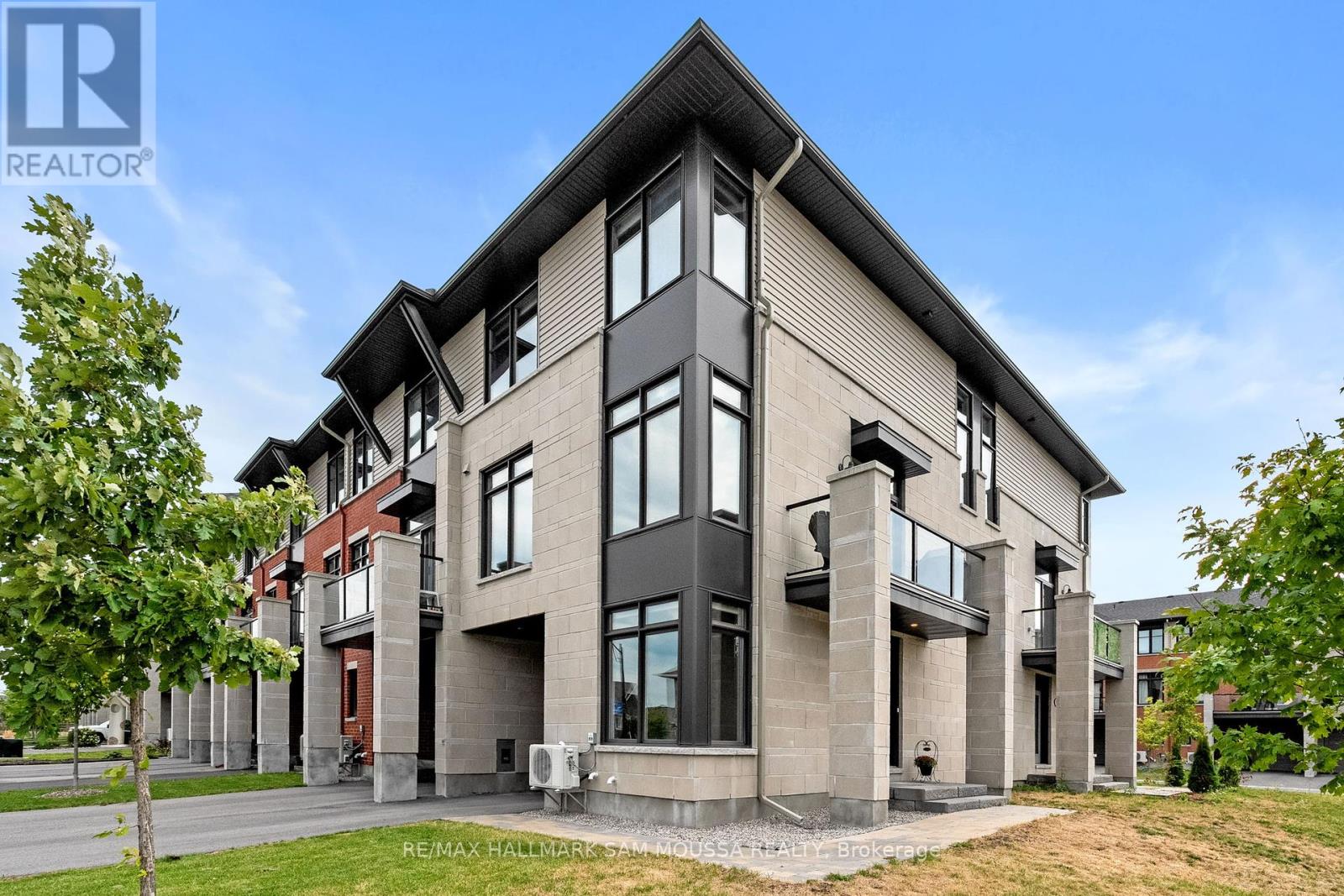 625 Cartographe Street