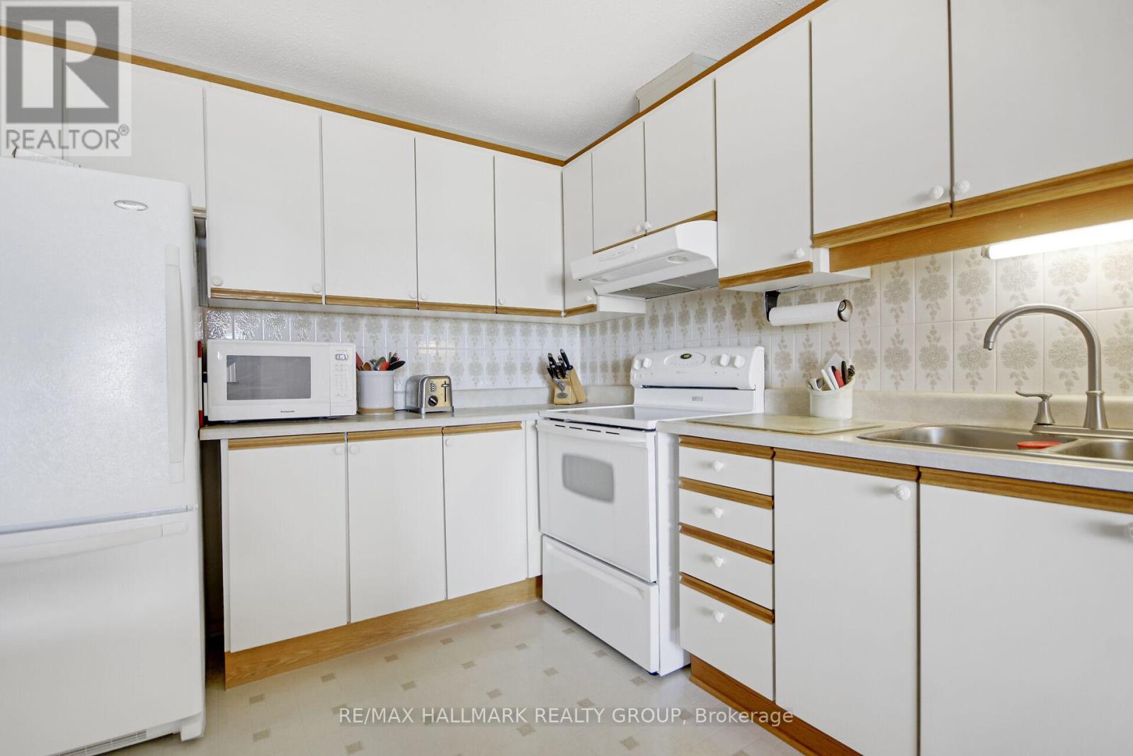 903 - 1485 Baseline Road